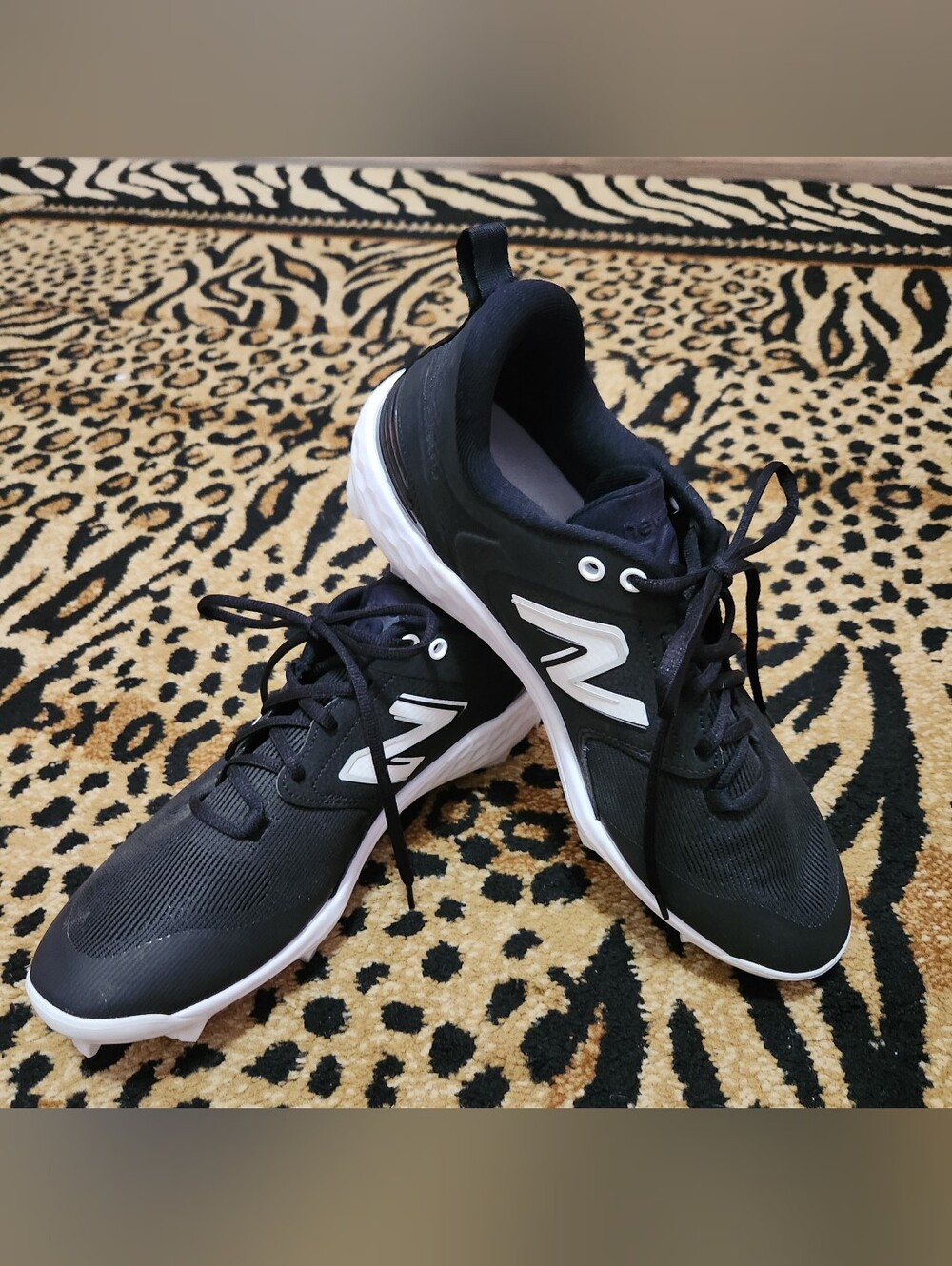 Unisex New Balance Turf Cleats